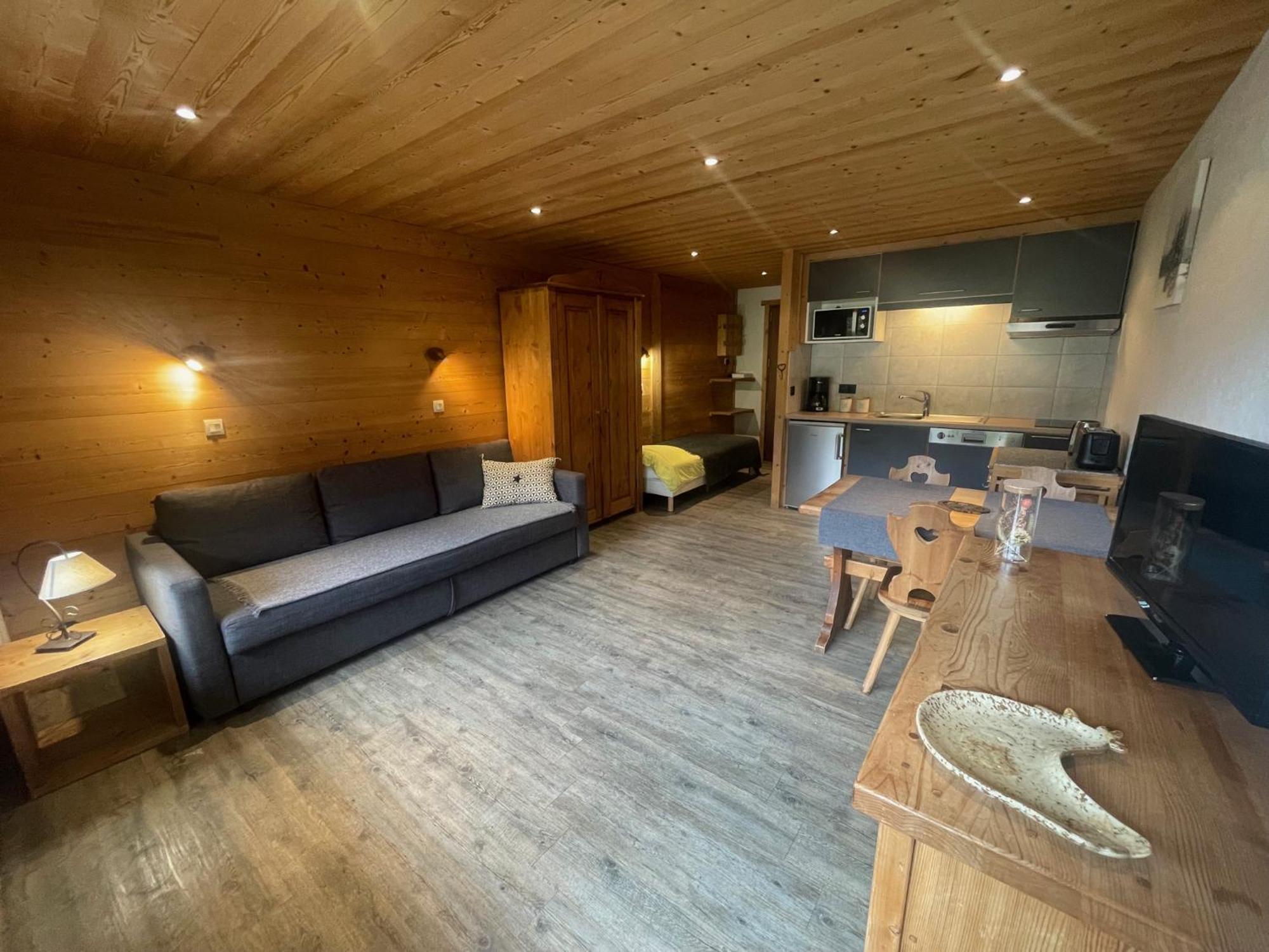 Aravis Locations Apartment เลอกรองด์บอร์นอง ภายนอก รูปภาพ